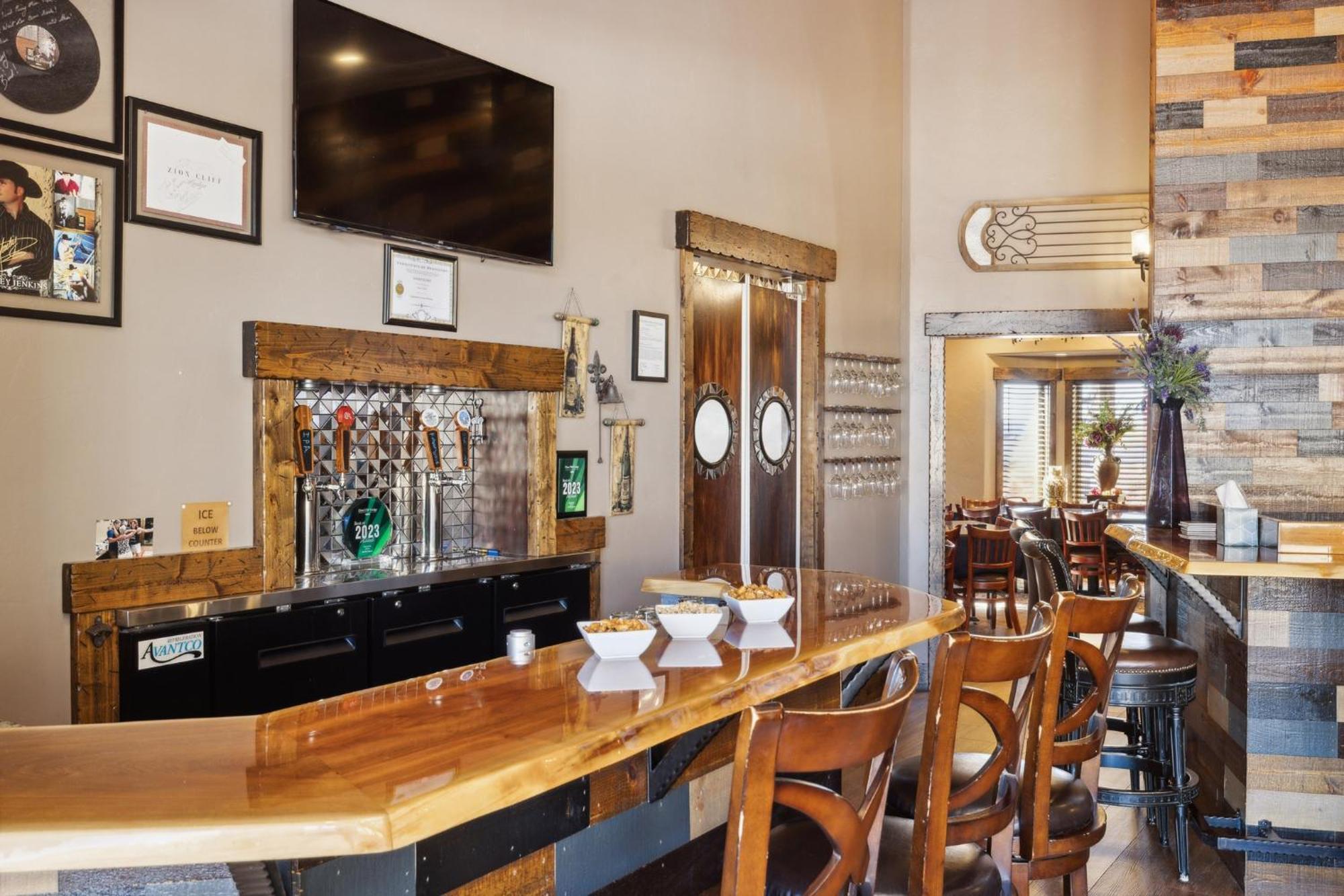 Zion Cliff Lodge Hildale Екстериор снимка
