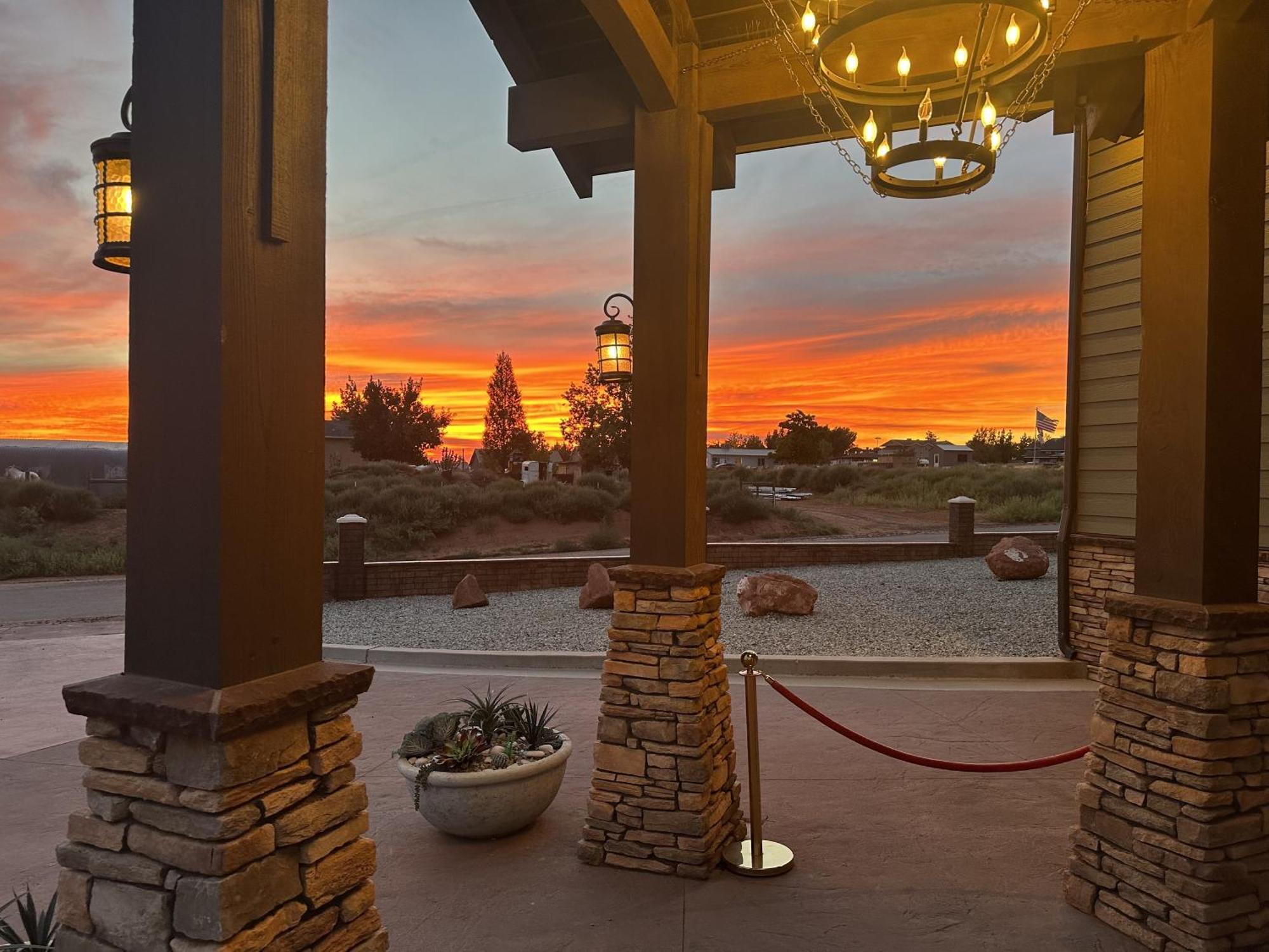 Zion Cliff Lodge Hildale Екстериор снимка